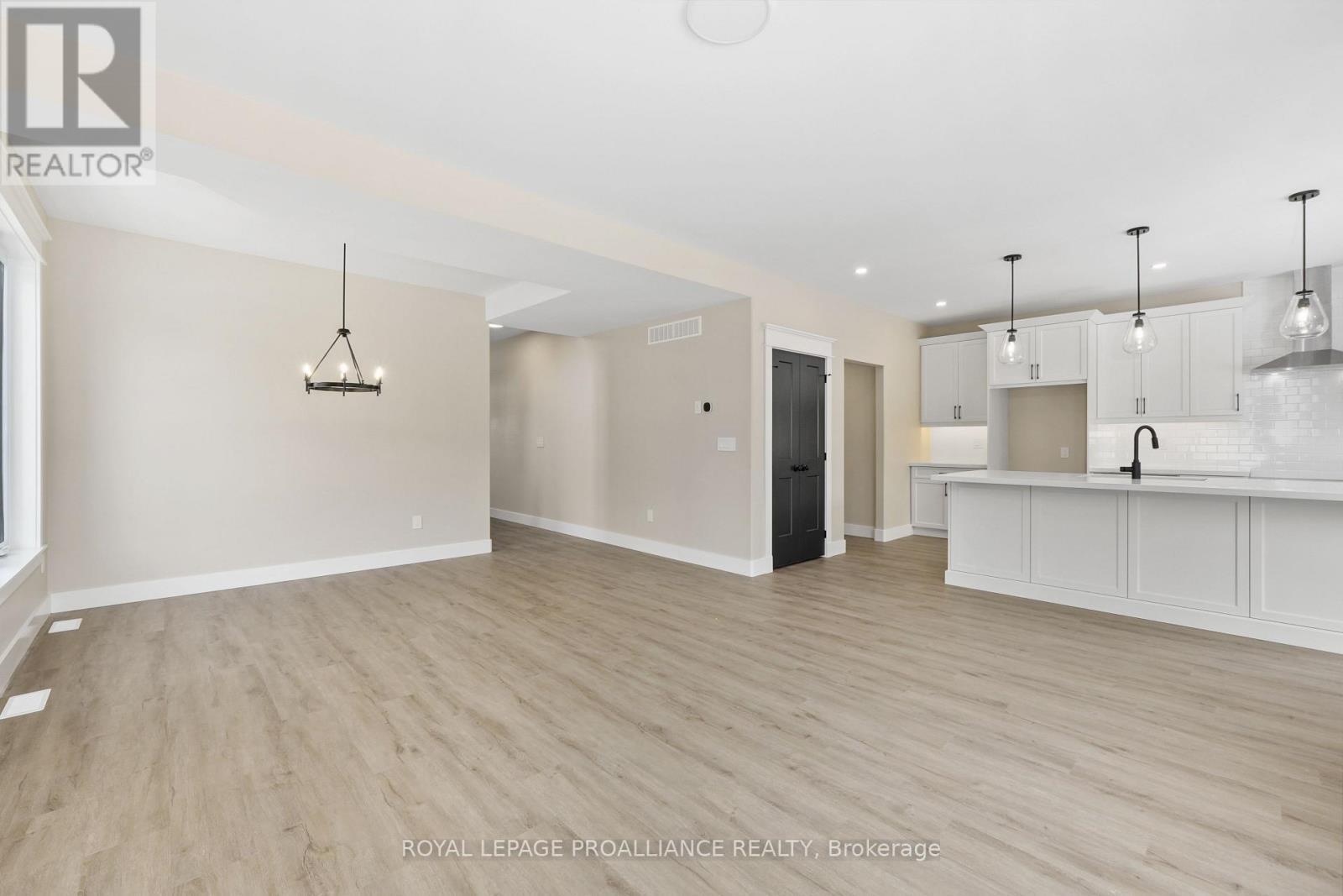 












30 HOLLINGSWORTH STREET

,
Cramahe (Colborne),




Ontario
K0K1S0

