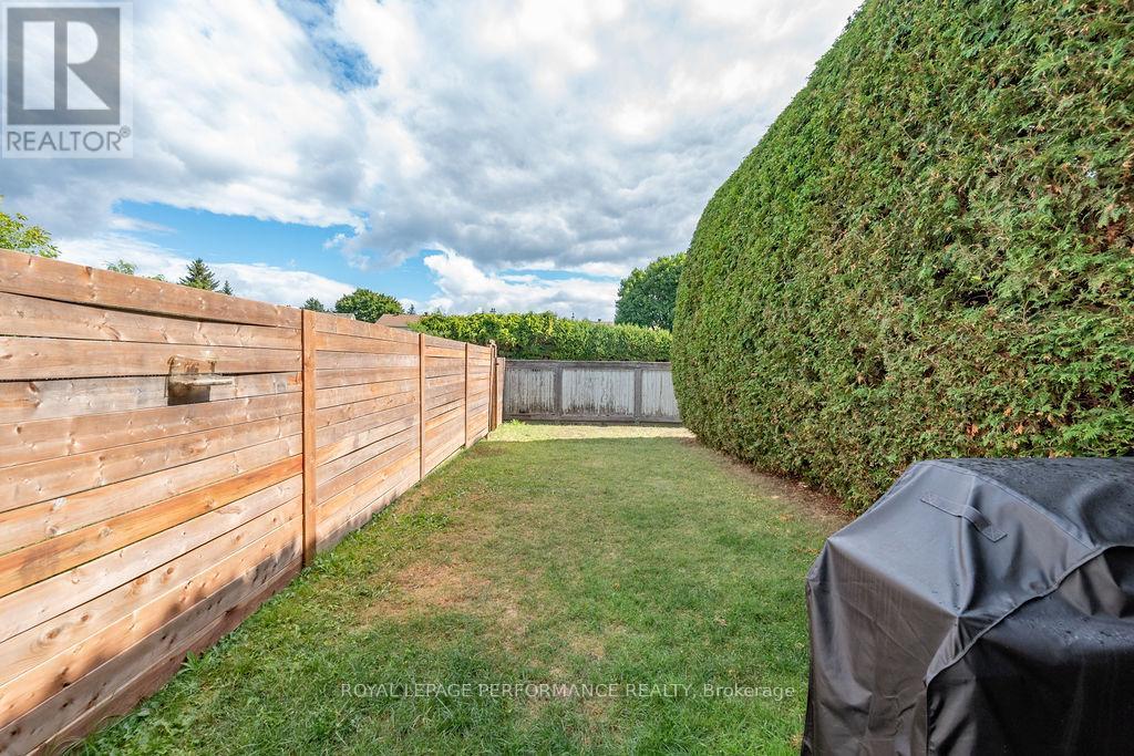 












1649 GREYWOOD DRIVE

,
Ottawa,




Ontario
K1C7L9

