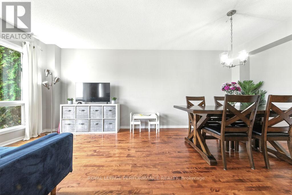 












1649 GREYWOOD DRIVE

,
Ottawa,




Ontario
K1C7L9

