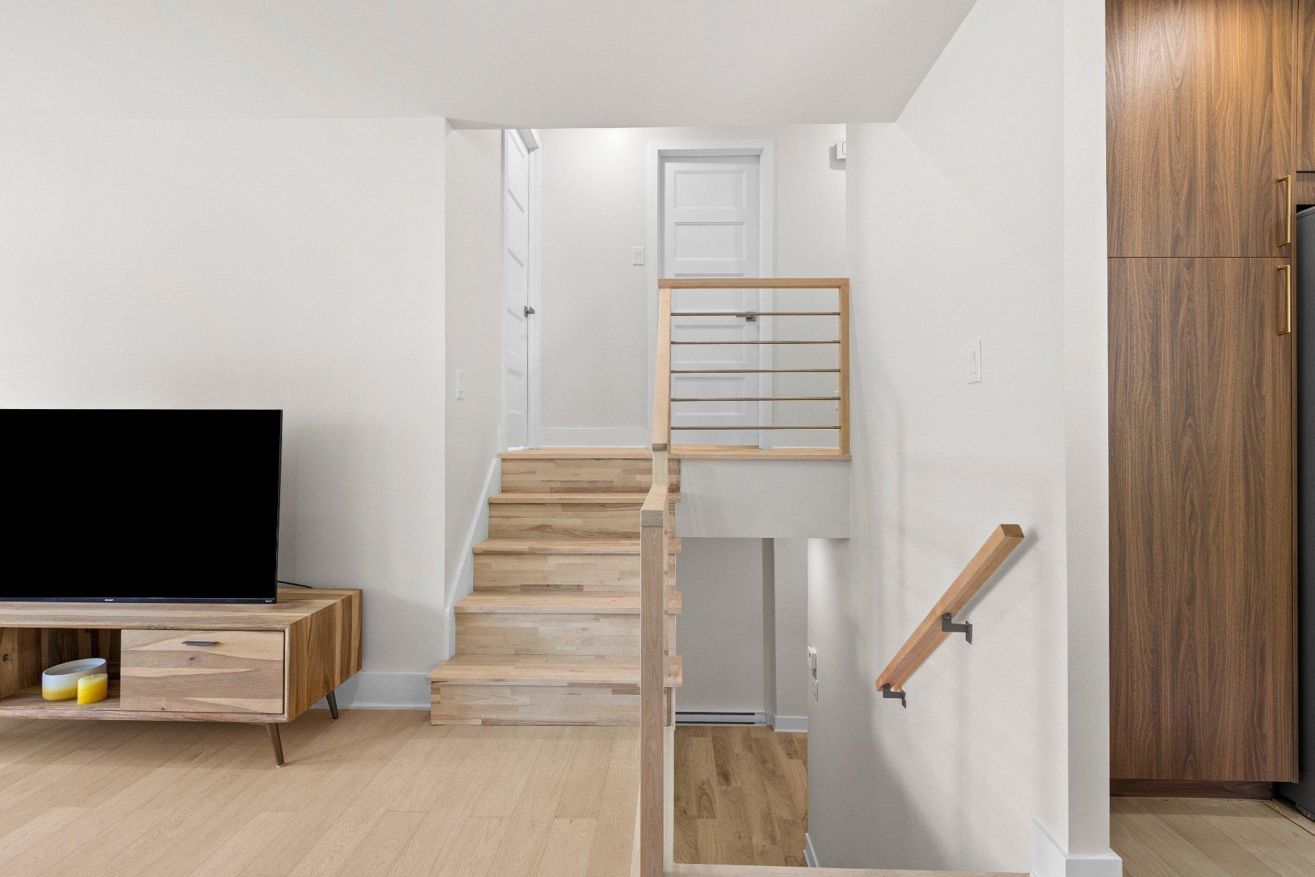 









51


109e Avenue O.

,
Blainville,




QC
J7C3J6

