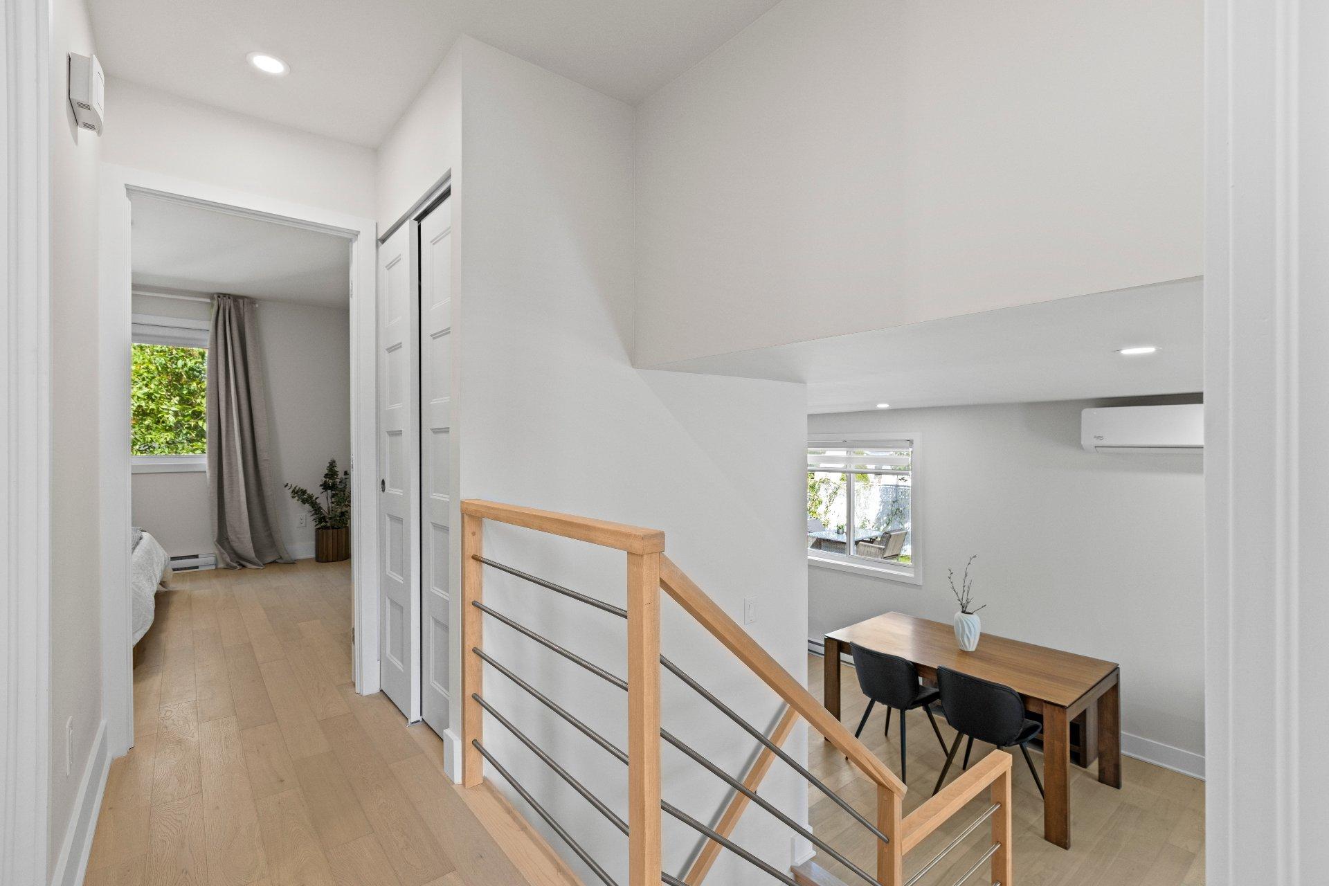 









51


109e Avenue O.

,
Blainville,




QC
J7C3J6

