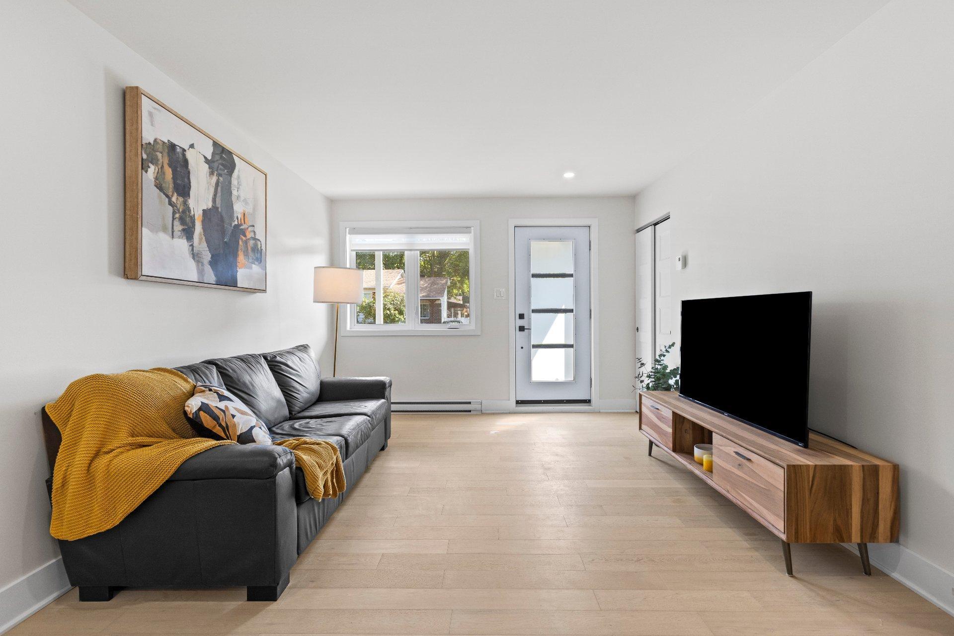 









51


109e Avenue O.

,
Blainville,




QC
J7C3J6

