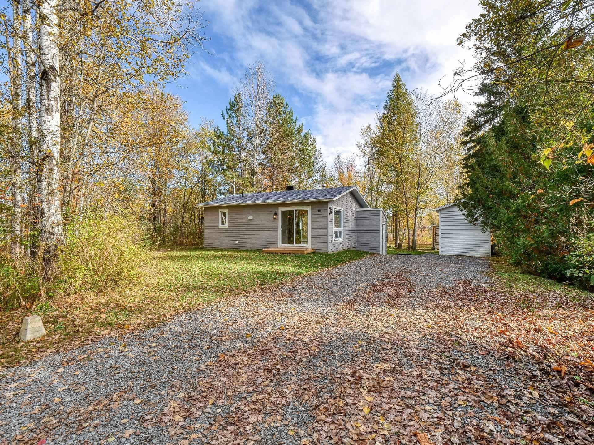 









19


Rue Paul

,
Saint-Jean-de-Matha,




QC
J0K2S0


