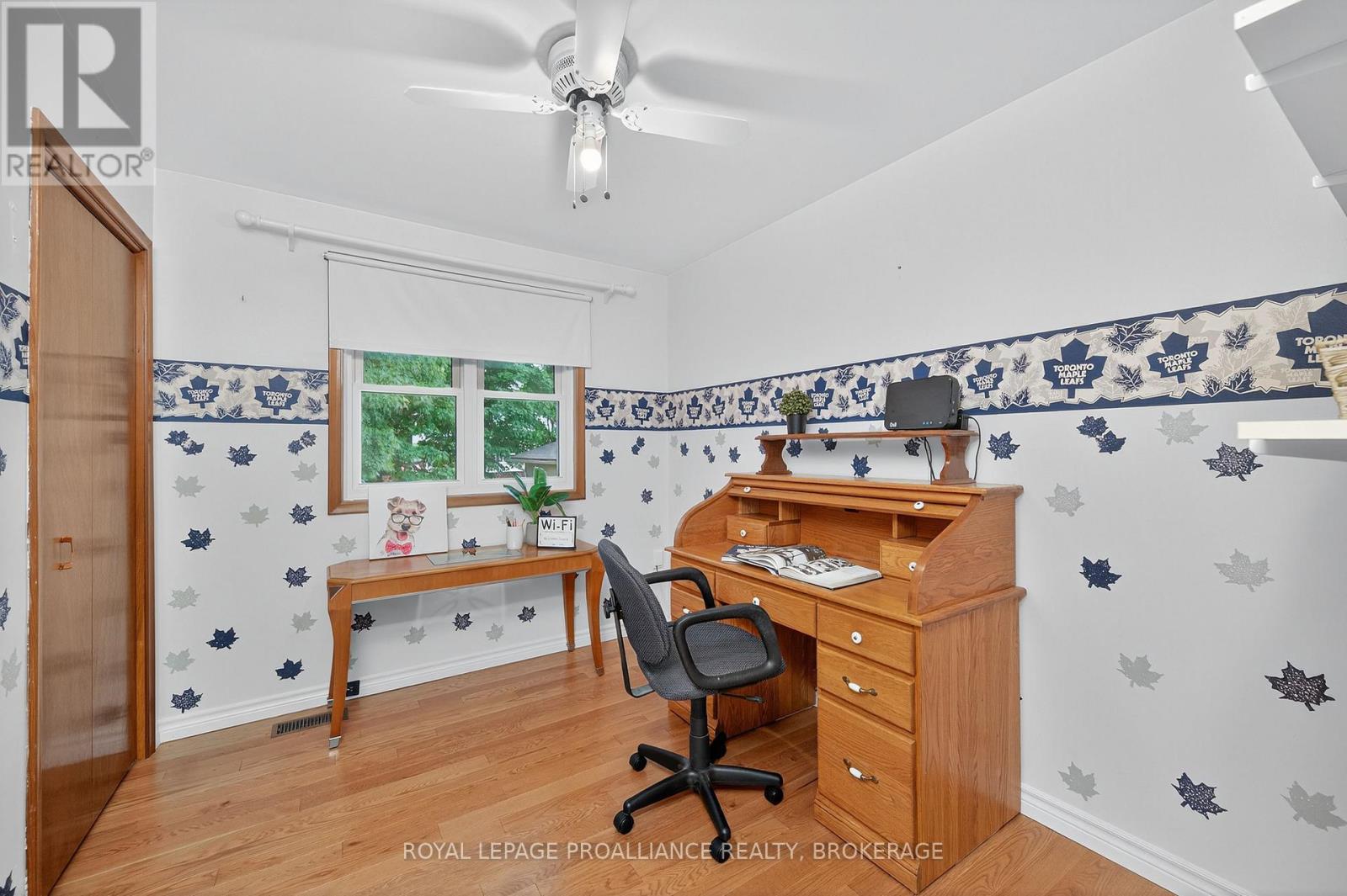 












855 WOODBINE ROAD

,
Kingston (North of Taylor-Kidd Blvd),




Ontario
K7P2X3

