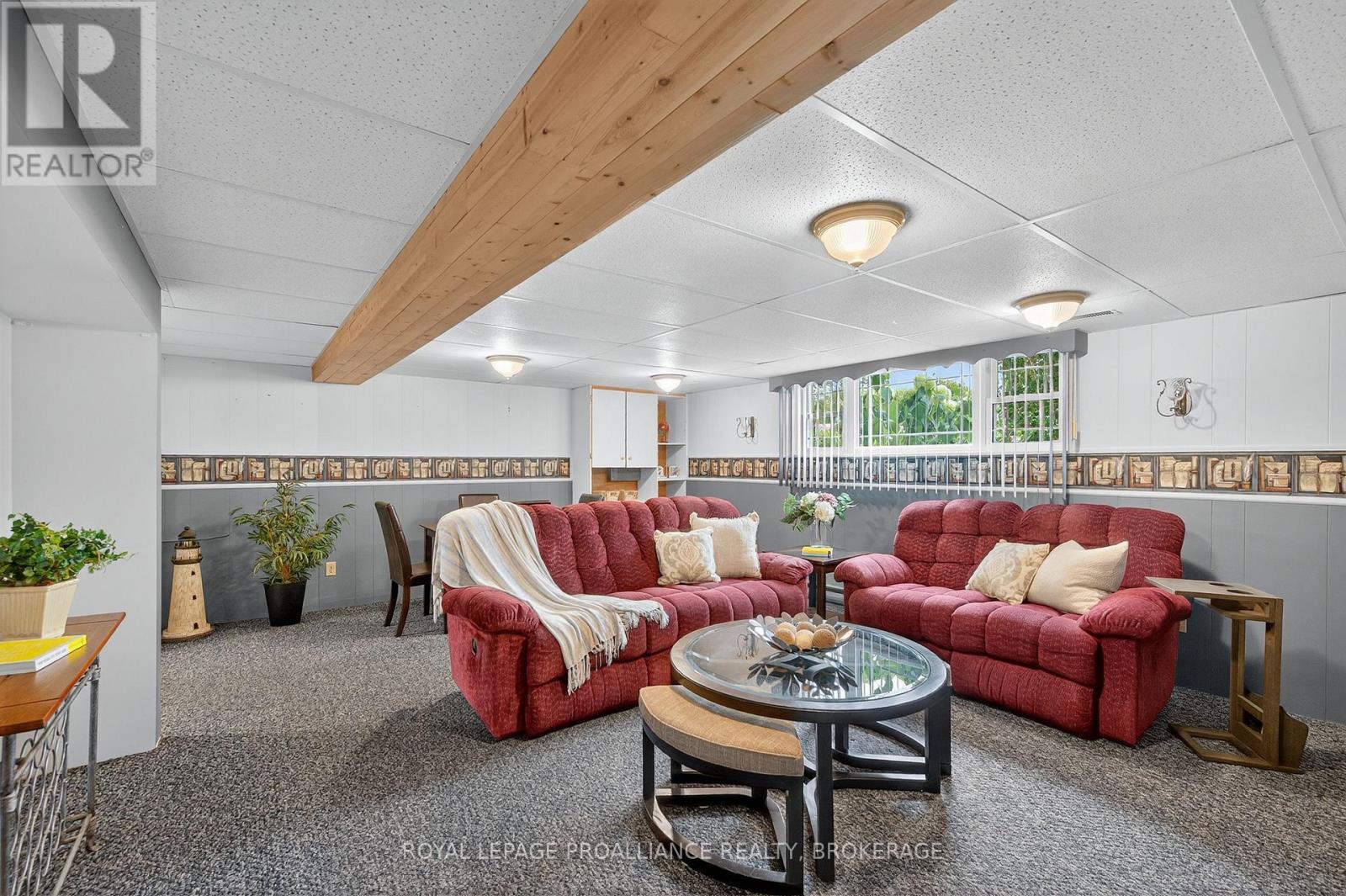 












855 WOODBINE ROAD

,
Kingston (North of Taylor-Kidd Blvd),




Ontario
K7P2X3

