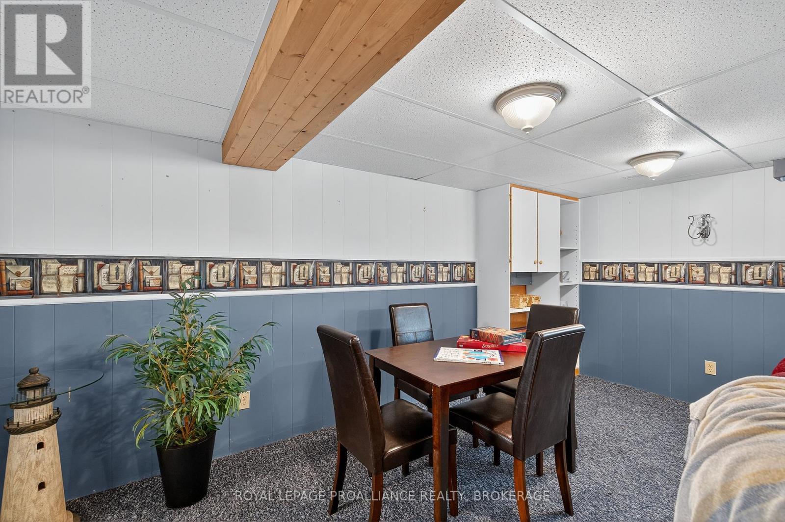 












855 WOODBINE ROAD

,
Kingston (North of Taylor-Kidd Blvd),




Ontario
K7P2X3

