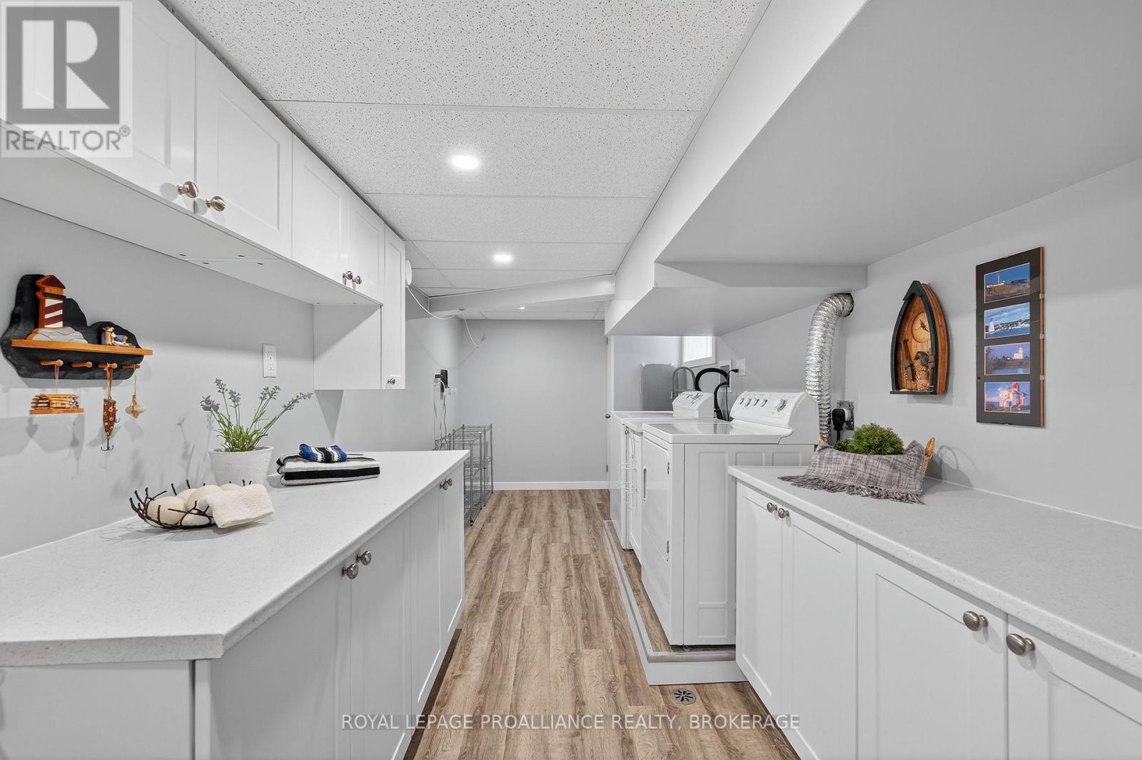 












855 WOODBINE ROAD

,
Kingston (North of Taylor-Kidd Blvd),




Ontario
K7P2X3

