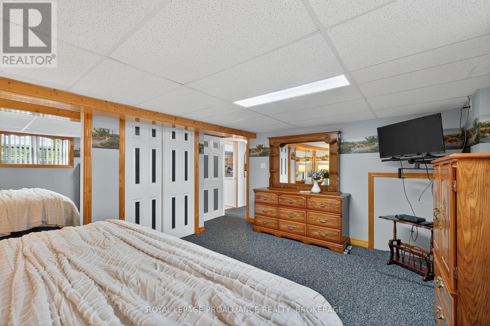 












855 WOODBINE ROAD

,
Kingston (North of Taylor-Kidd Blvd),




Ontario
K7P2X3

