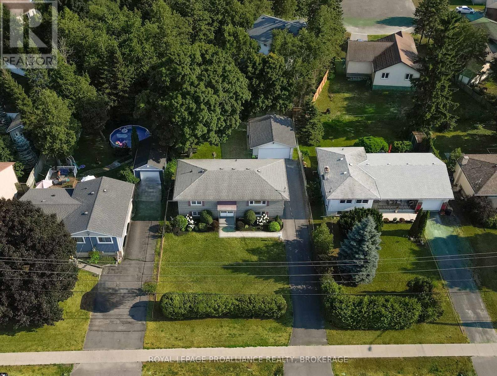












855 WOODBINE ROAD

,
Kingston (North of Taylor-Kidd Blvd),




Ontario
K7P2X3

