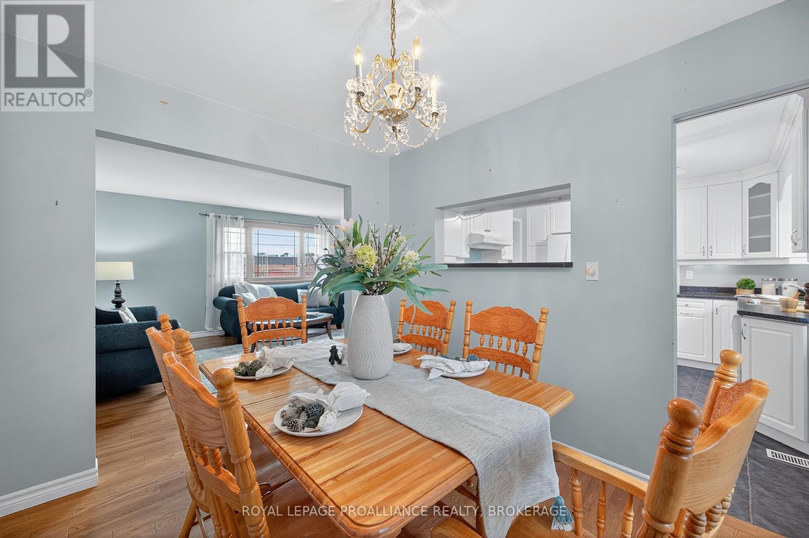 












855 WOODBINE ROAD

,
Kingston (North of Taylor-Kidd Blvd),




Ontario
K7P2X3


