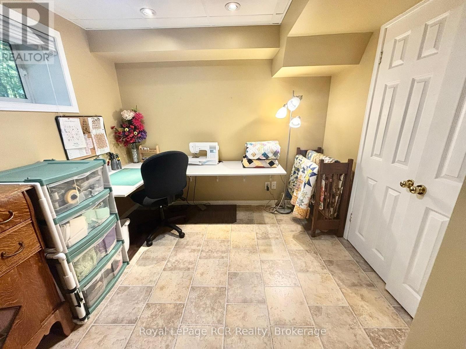 












758341 GIRL GUIDE ROAD

,
Georgian Bluffs,




Ontario
N4K5N7

