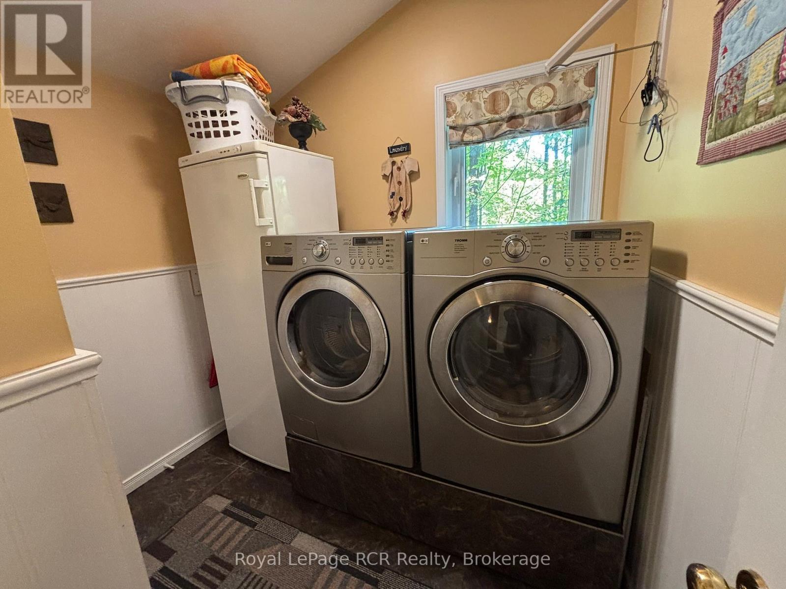 












758341 GIRL GUIDE ROAD

,
Georgian Bluffs,




Ontario
N4K5N7

