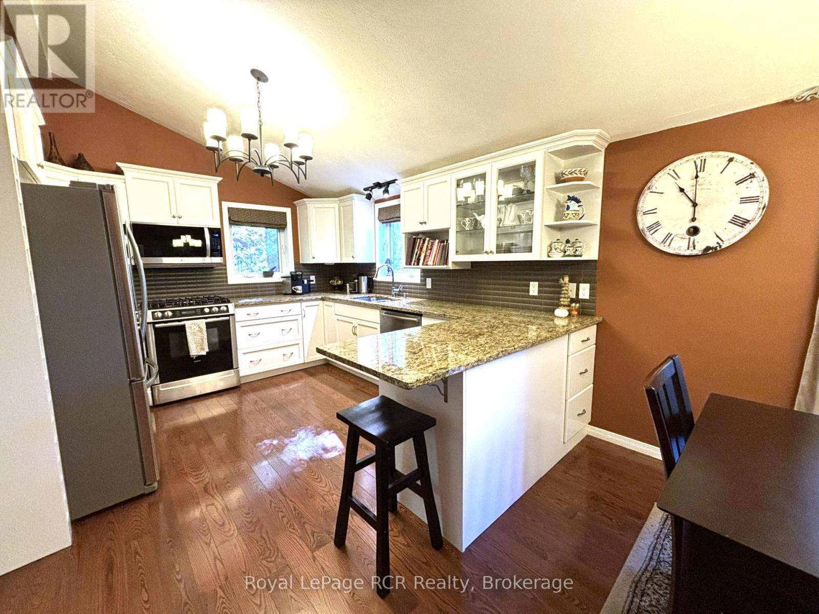 












758341 GIRL GUIDE ROAD

,
Georgian Bluffs,




Ontario
N4K5N7

