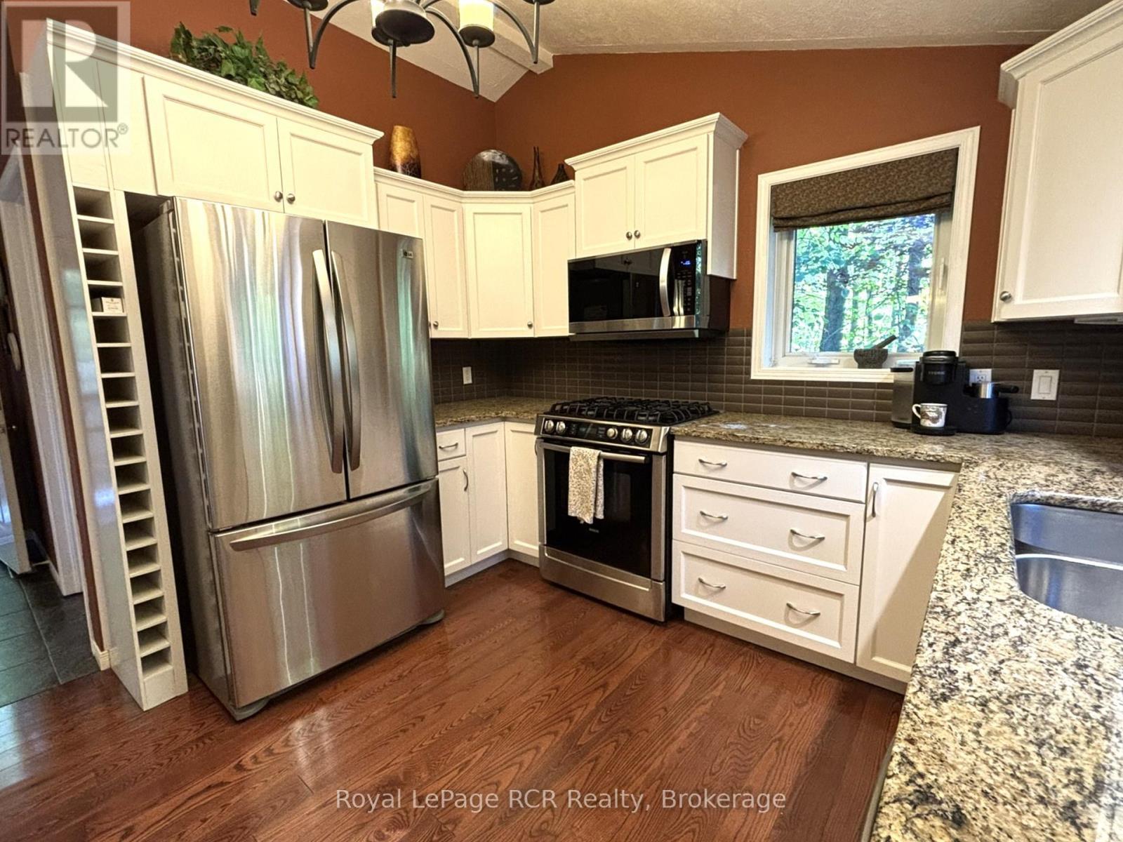 












758341 GIRL GUIDE ROAD

,
Georgian Bluffs,




Ontario
N4K5N7

