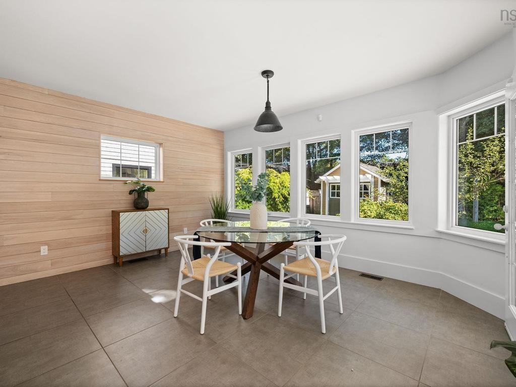 












1139 Dalhousie Street

,
Halifax,




NS
B3H 3W5

