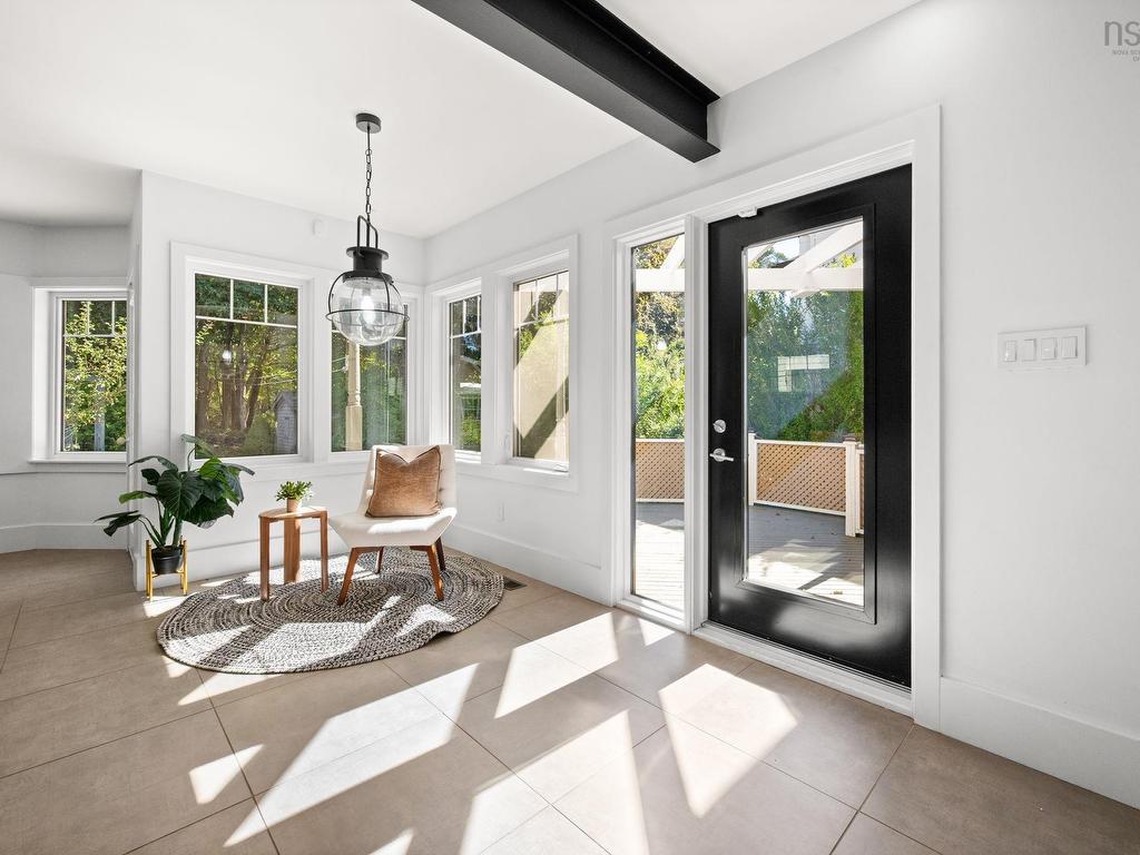 












1139 Dalhousie Street

,
Halifax,




NS
B3H 3W5

