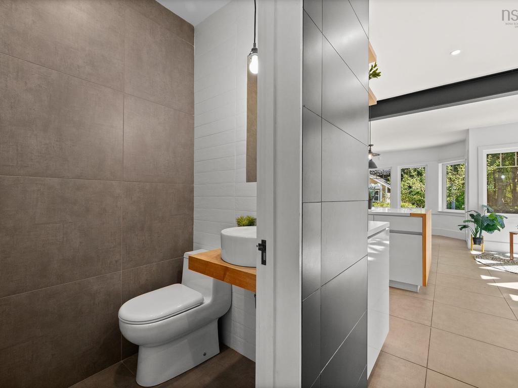 












1139 Dalhousie Street

,
Halifax,




NS
B3H 3W5

