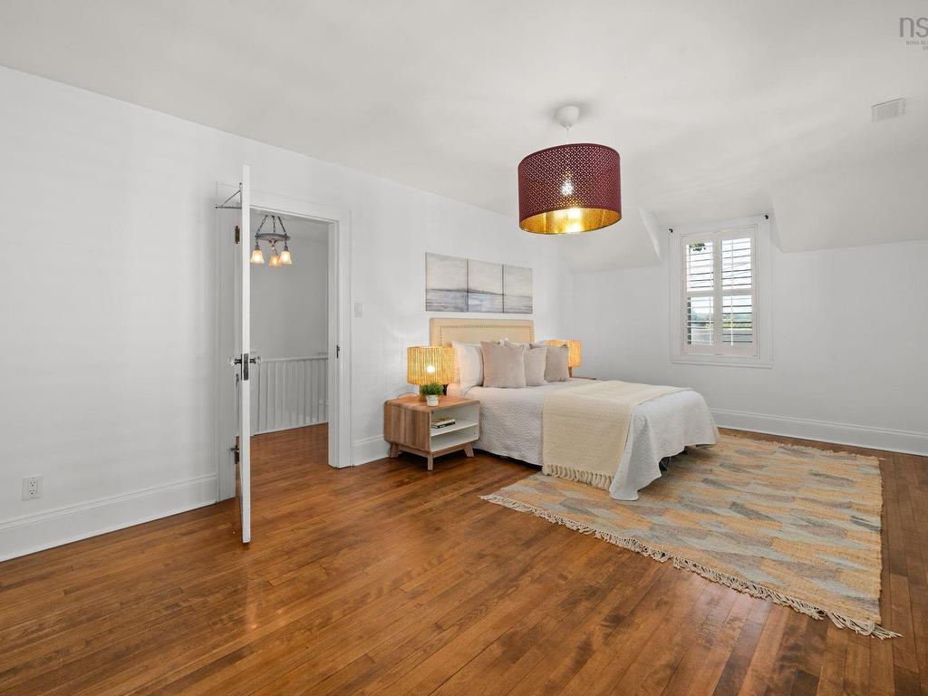 












1139 Dalhousie Street

,
Halifax,




NS
B3H 3W5

