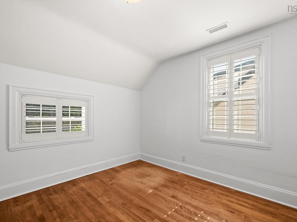 












1139 Dalhousie Street

,
Halifax,




NS
B3H 3W5

