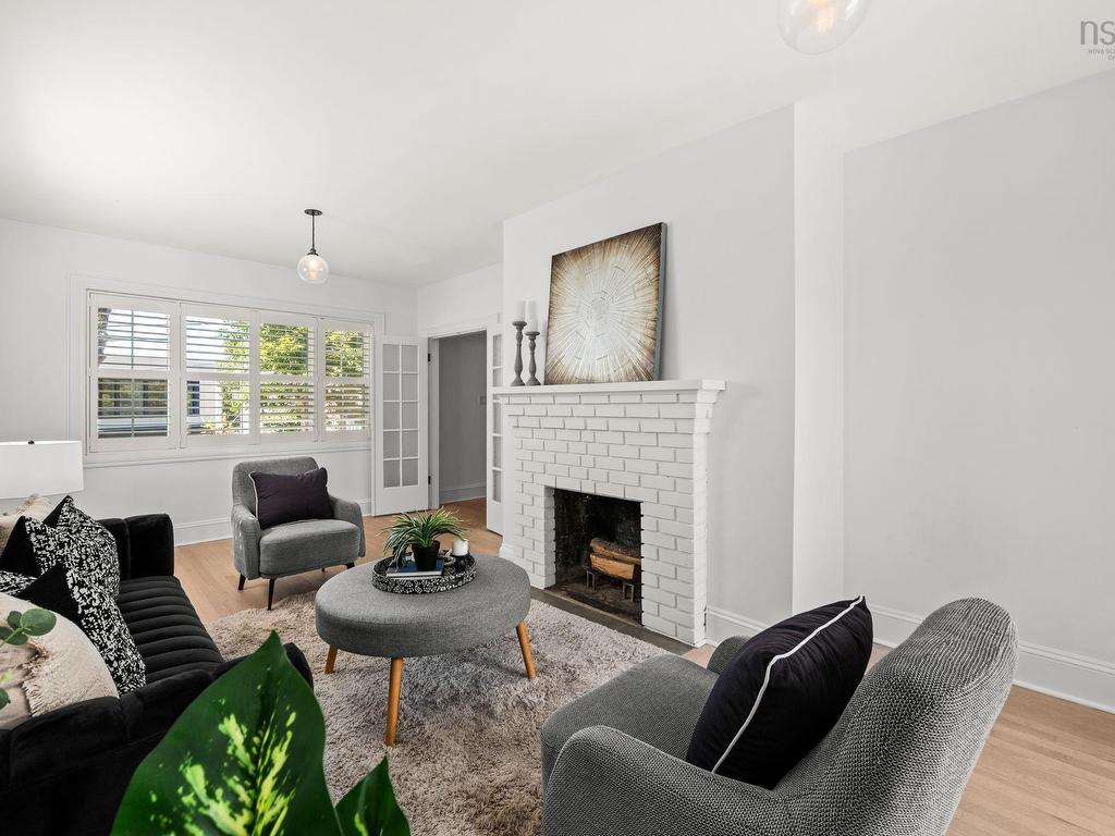 












1139 Dalhousie Street

,
Halifax,




NS
B3H 3W5

