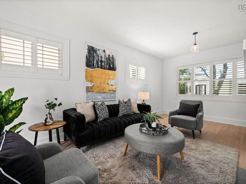 












1139 Dalhousie Street

,
Halifax,




NS
B3H 3W5

