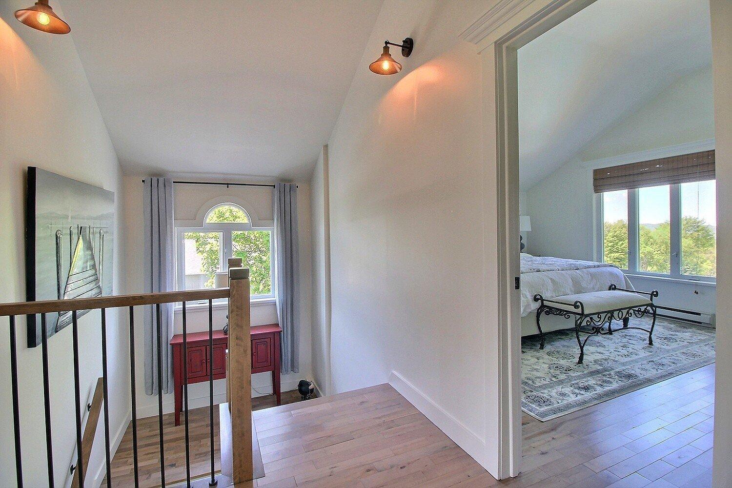 









2275

 - 2295


Route 143

,
Hatley - Municipalité,




QC
J0B4B0

