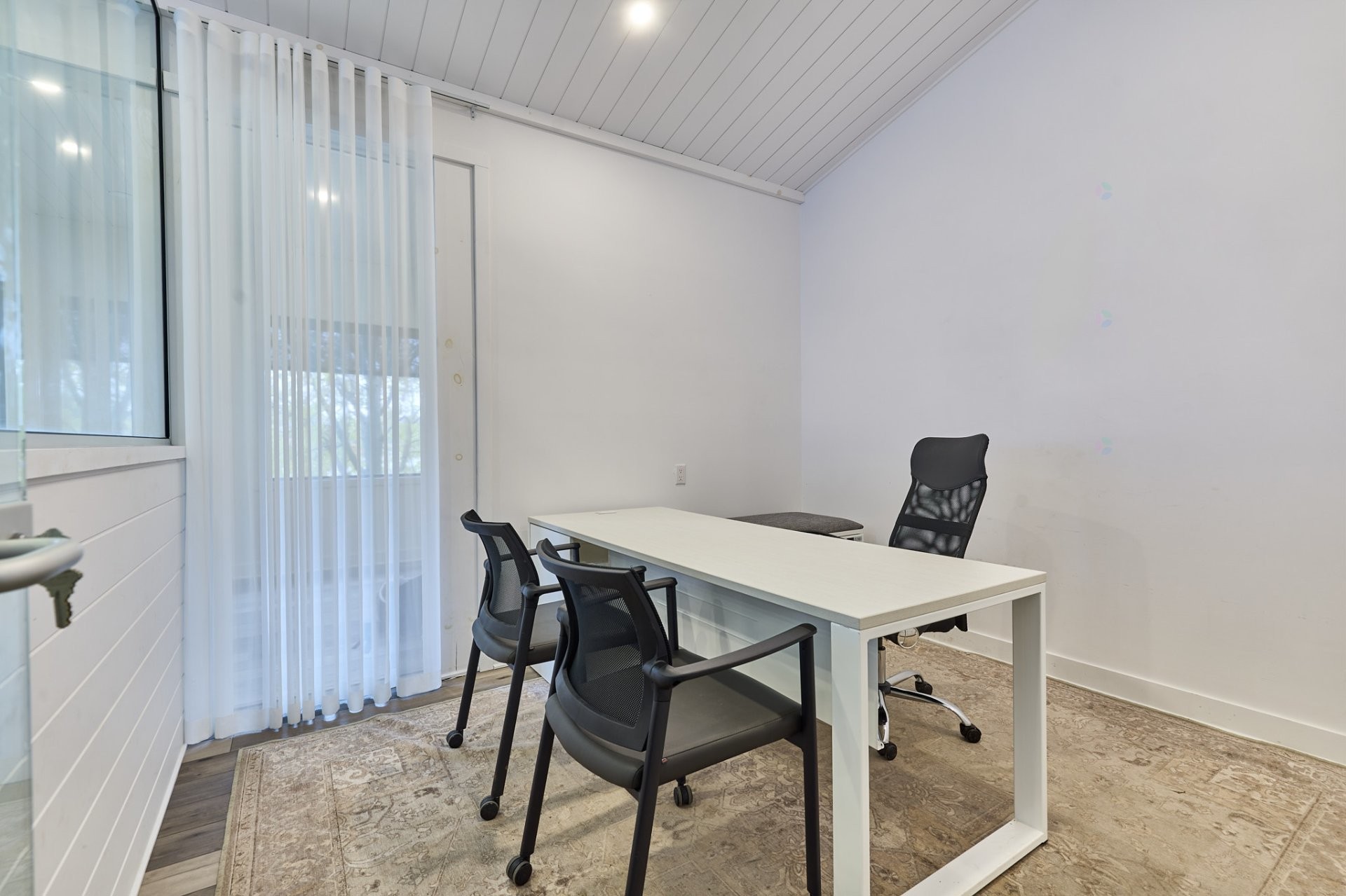 









416


Rue Principale

,
Saint-Donat,




QC
J0T2C0

