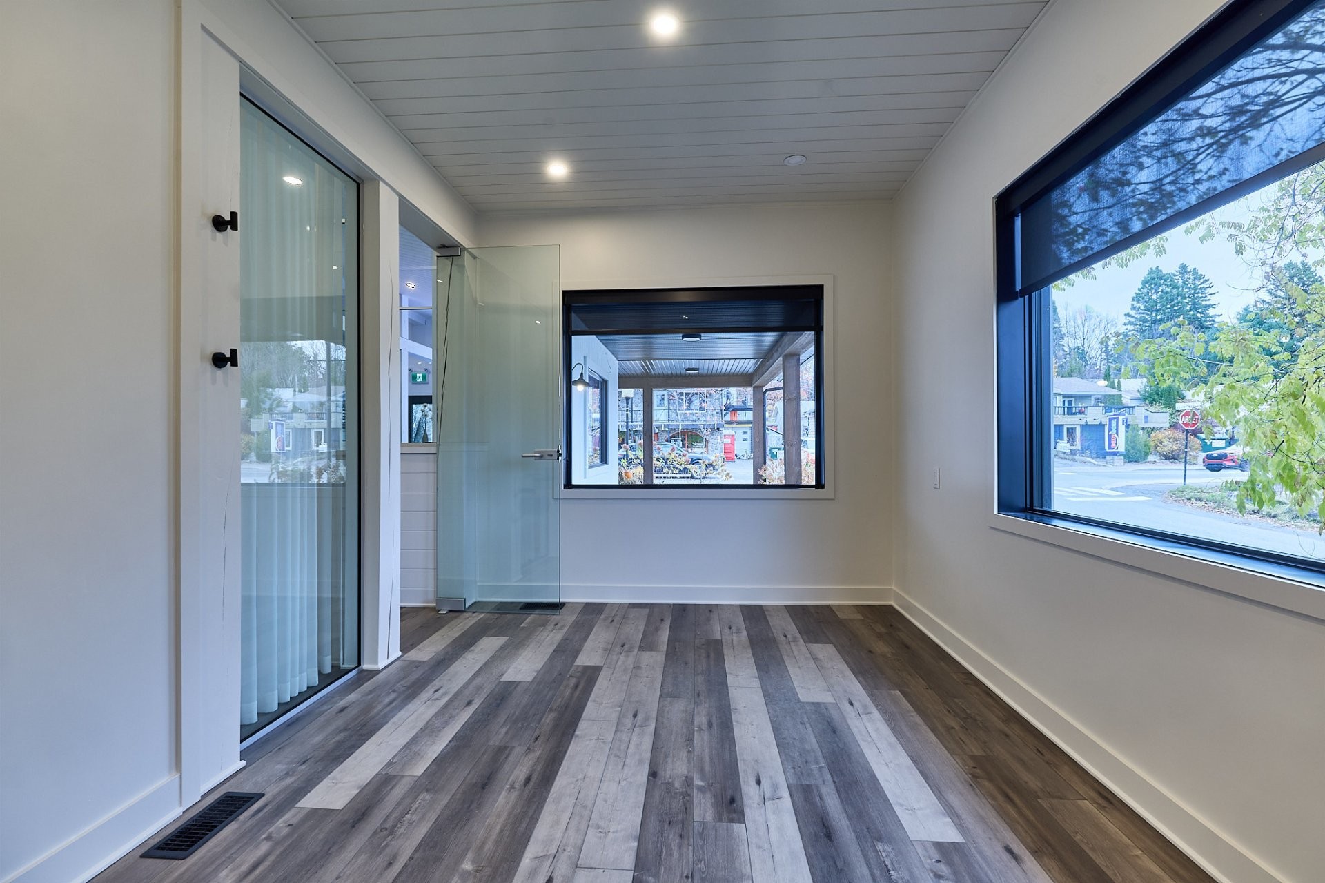









416


Rue Principale

,
Saint-Donat,




QC
J0T2C0

