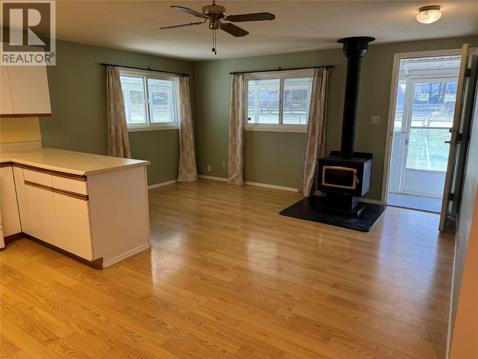 












1483 Main Street

,
Olalla,




British Columbia
V0X1N6

