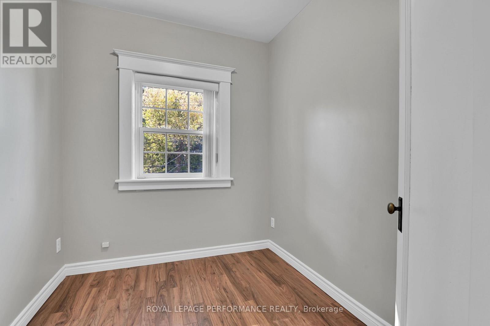 












117 FIRST STREET E

,
Cornwall,




Ontario
K6H1K8

