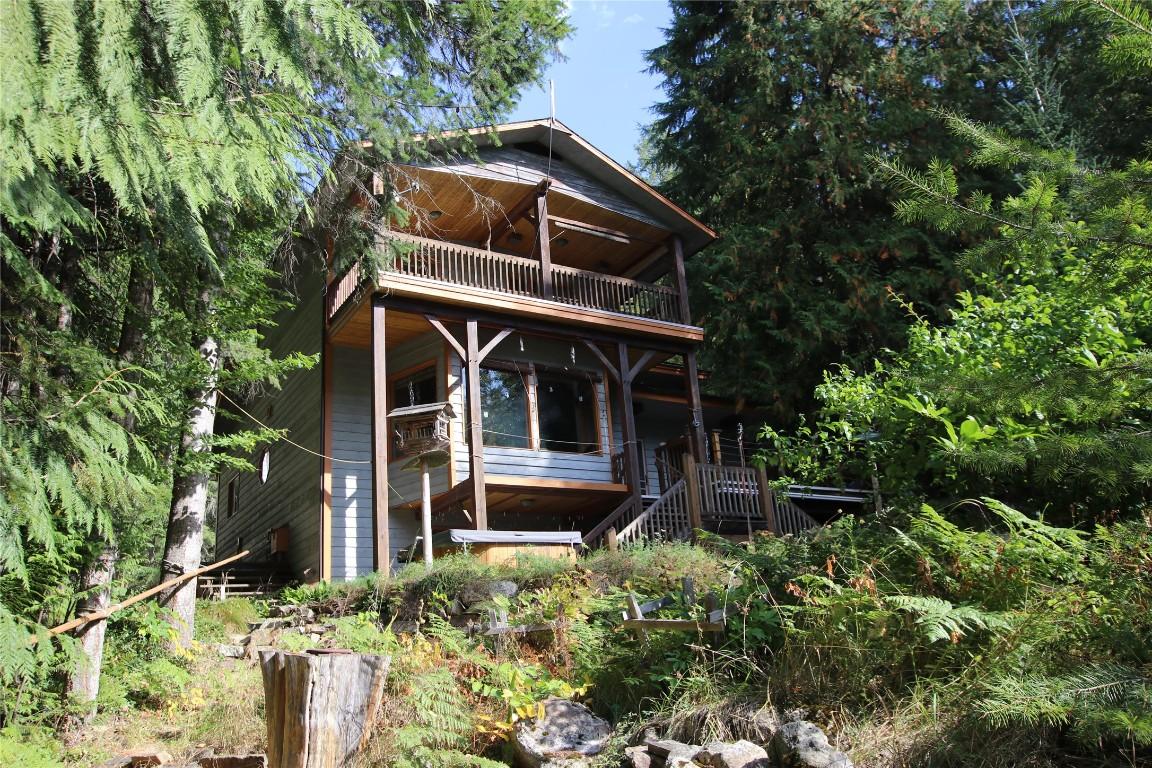 









4512


Highway 6

,
Burton,




BC
V0G 1R1

