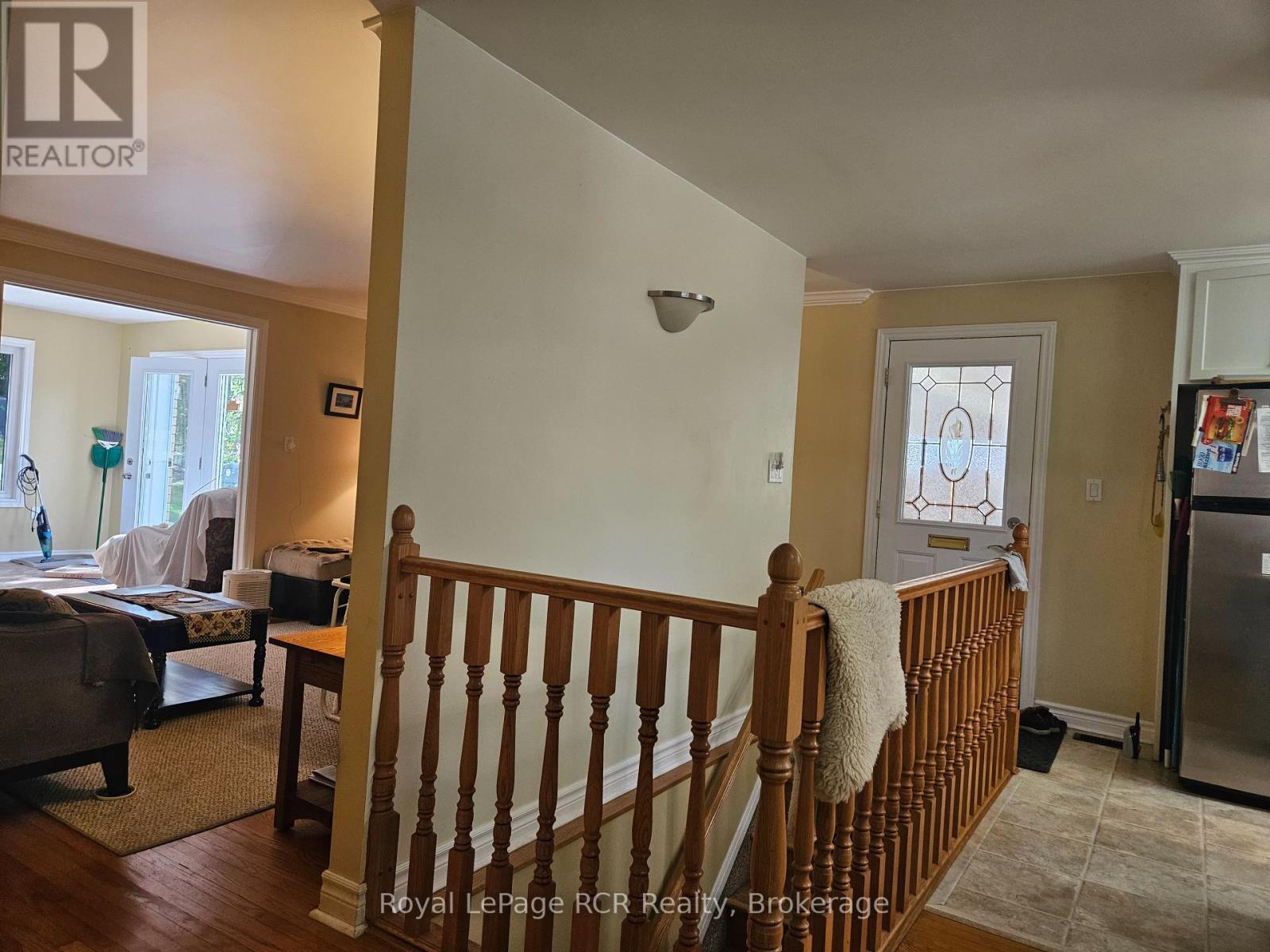 












321 8TH AVENUE E

,
Owen Sound,




Ontario
N4K3A3

