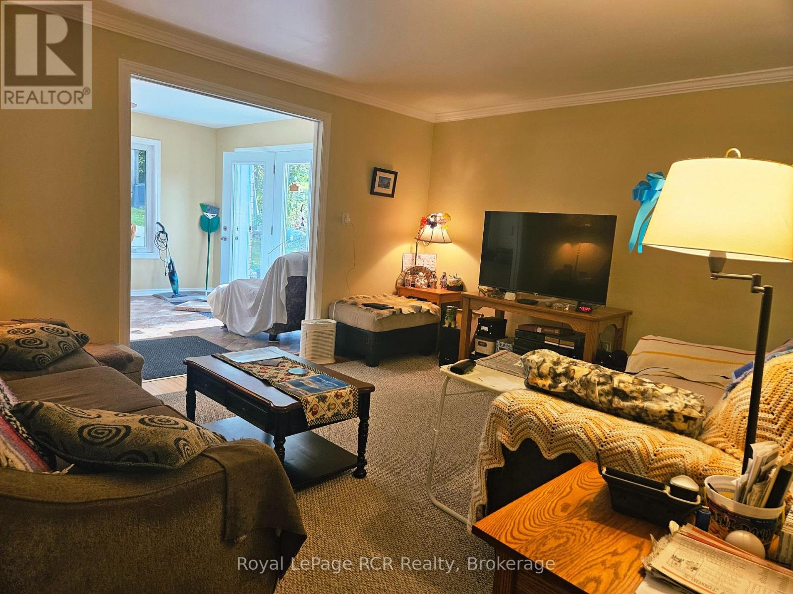 












321 8TH AVENUE E

,
Owen Sound,




Ontario
N4K3A3

