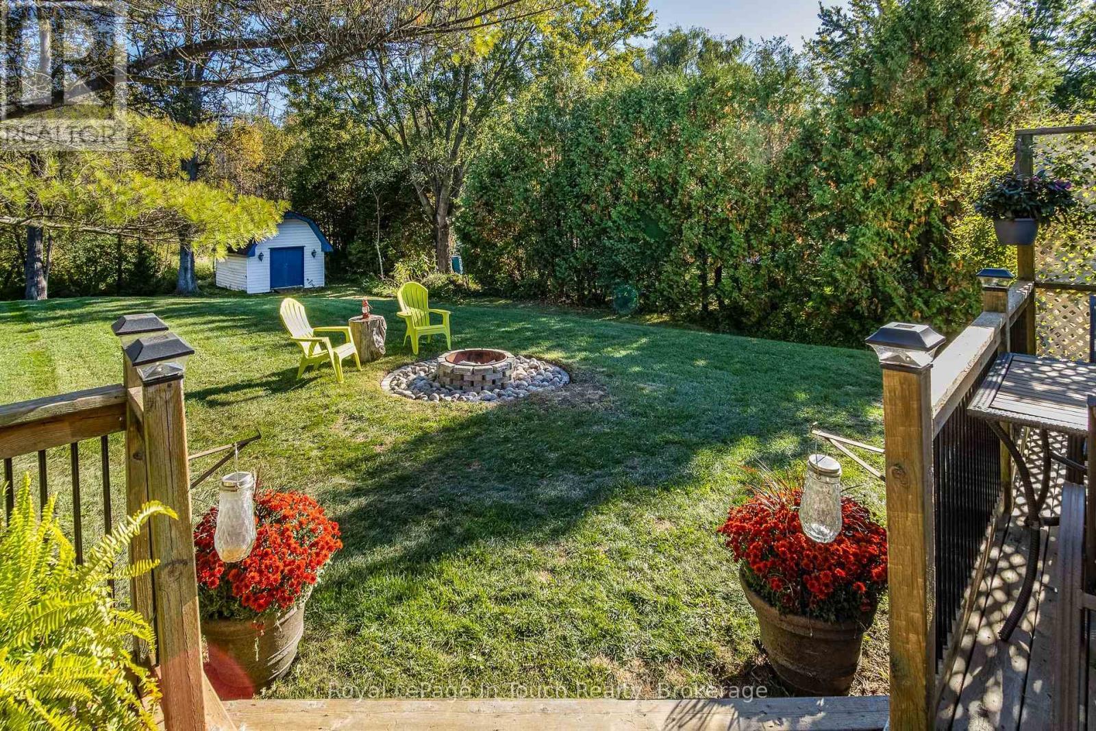 












1023 FLOS 4 ROAD W

,
Springwater,




Ontario
L0L2K0

