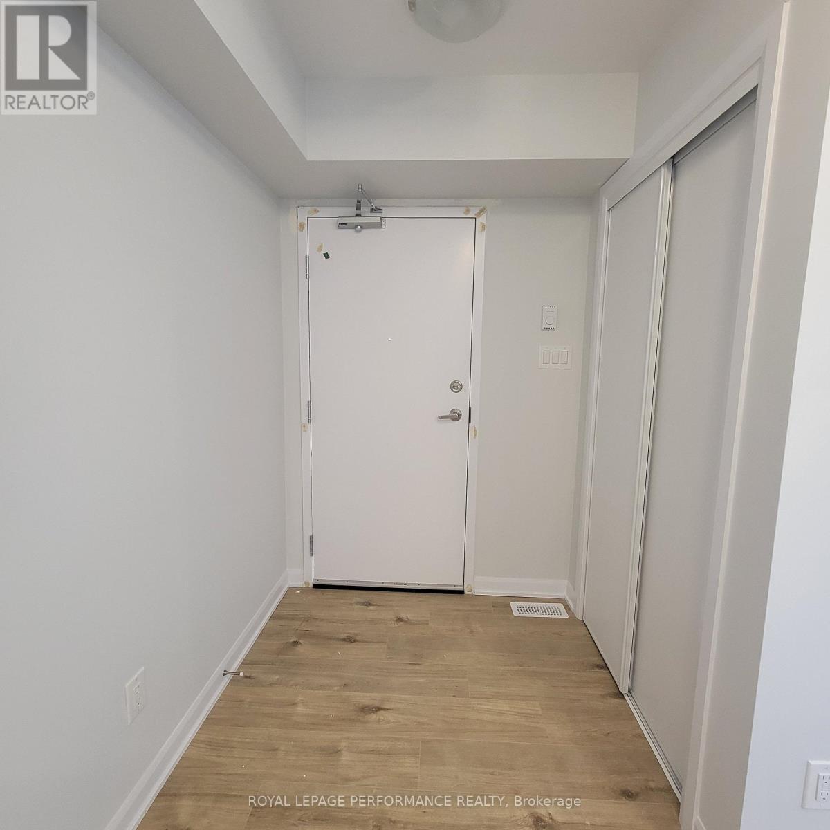 












801 ARCADIAN PRIVATE

,
Ottawa,




Ontario
K2T0S8

