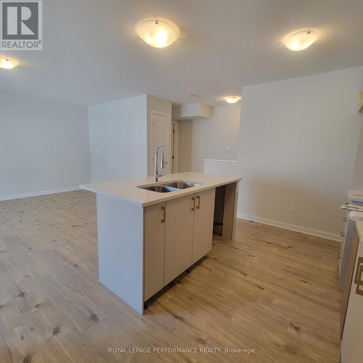












801 ARCADIAN PRIVATE

,
Ottawa,




Ontario
K2T0S8

