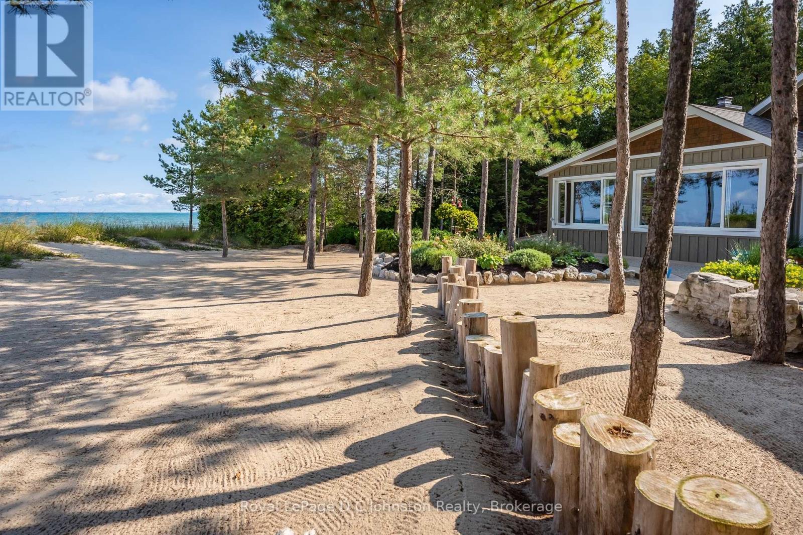












103 SAUGEEN BEACH ROAD

,
Saugeen Shores,




Ontario
N0H2C5

