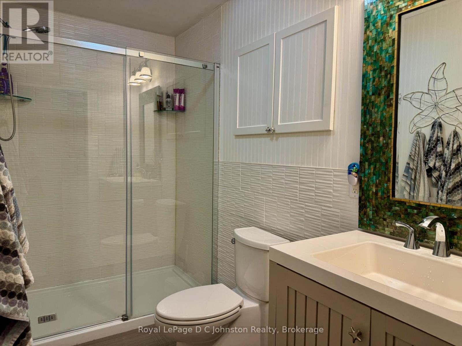 












103 SAUGEEN BEACH ROAD

,
Saugeen Shores,




Ontario
N0H2C5

