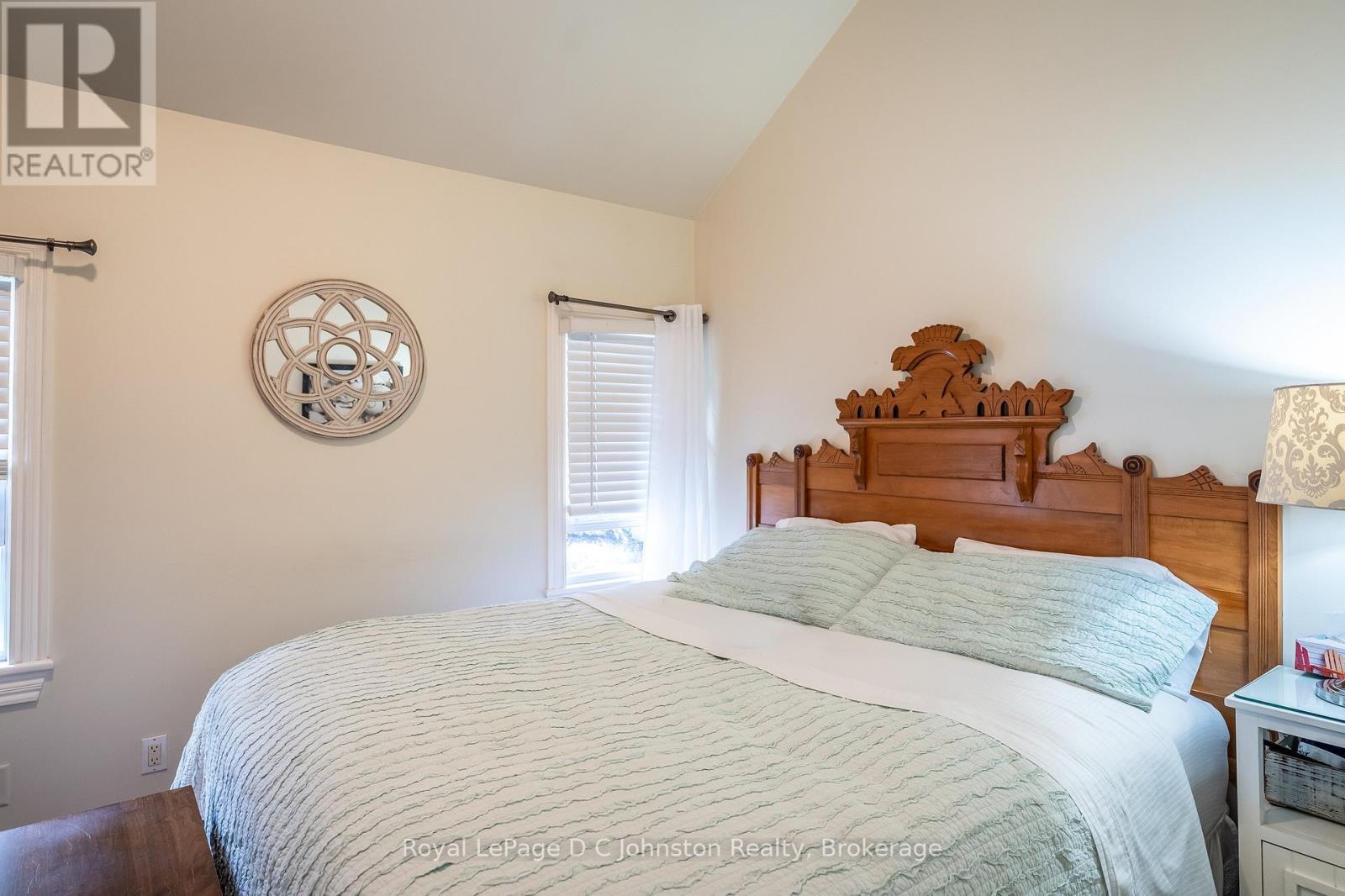 












103 SAUGEEN BEACH ROAD

,
Saugeen Shores,




Ontario
N0H2C5

