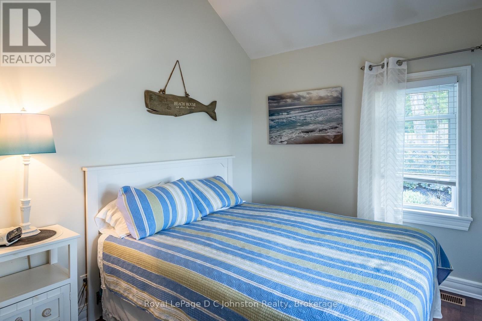 












103 SAUGEEN BEACH ROAD

,
Saugeen Shores,




Ontario
N0H2C5

