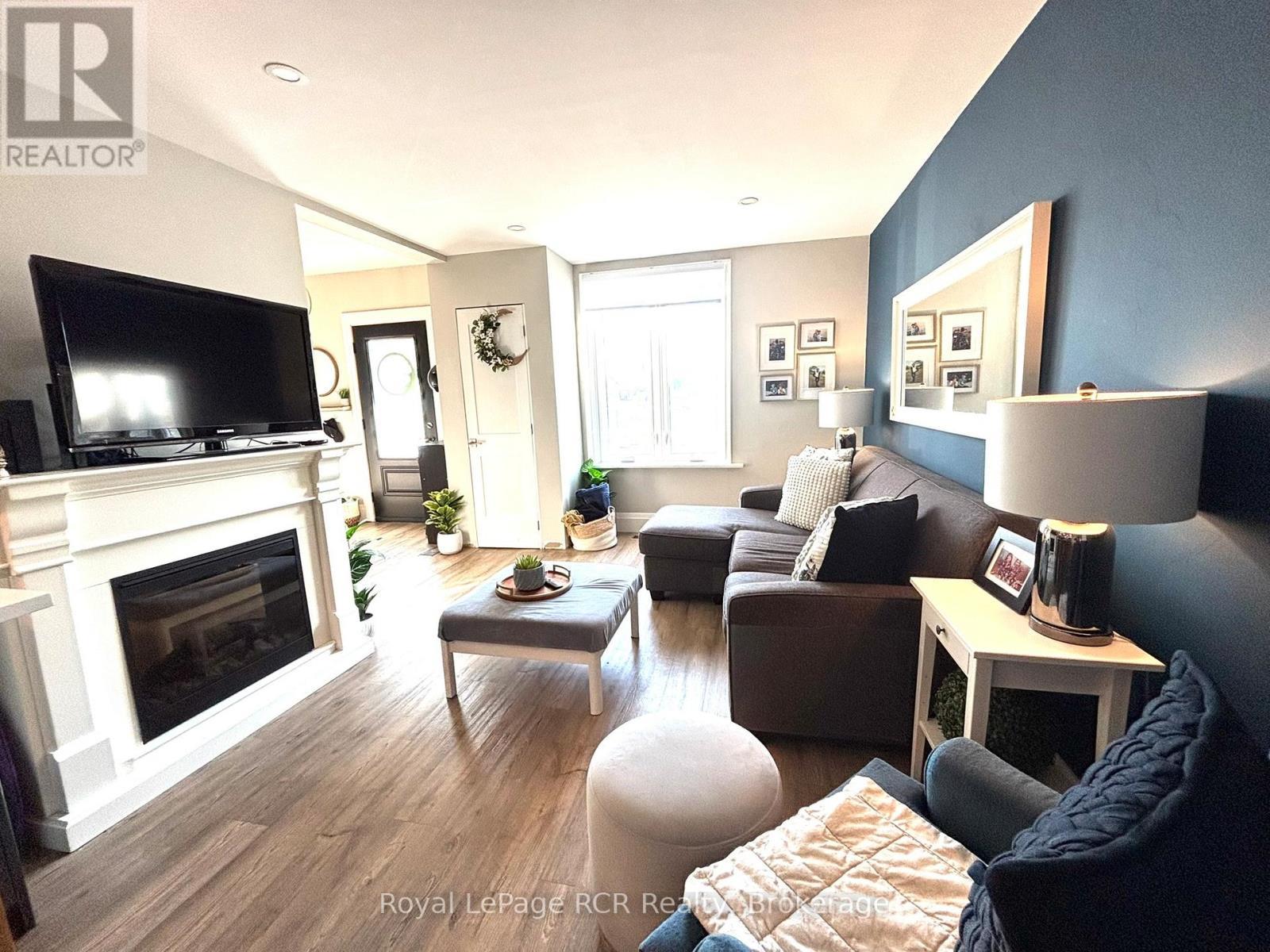 












1186 2ND AVENUE W

,
Owen Sound,




Ontario
N4K4N2

