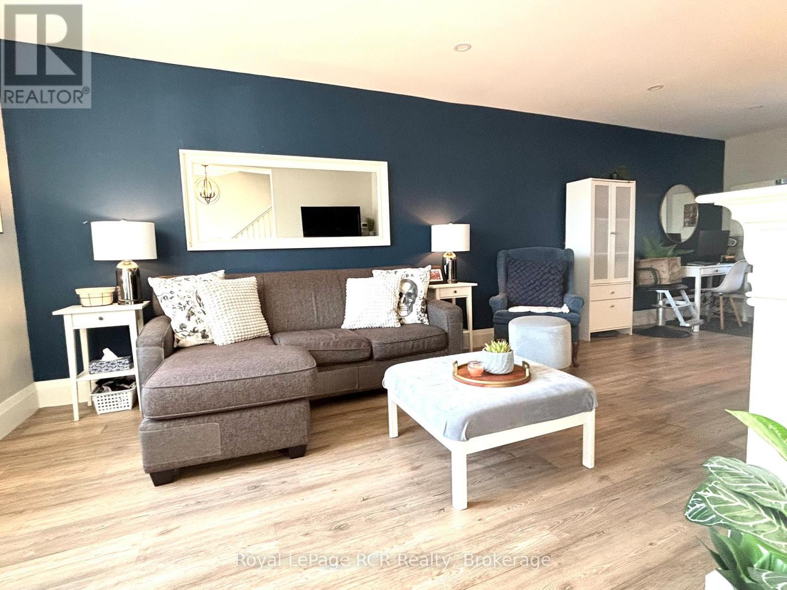 












1186 2ND AVENUE W

,
Owen Sound,




Ontario
N4K4N2

