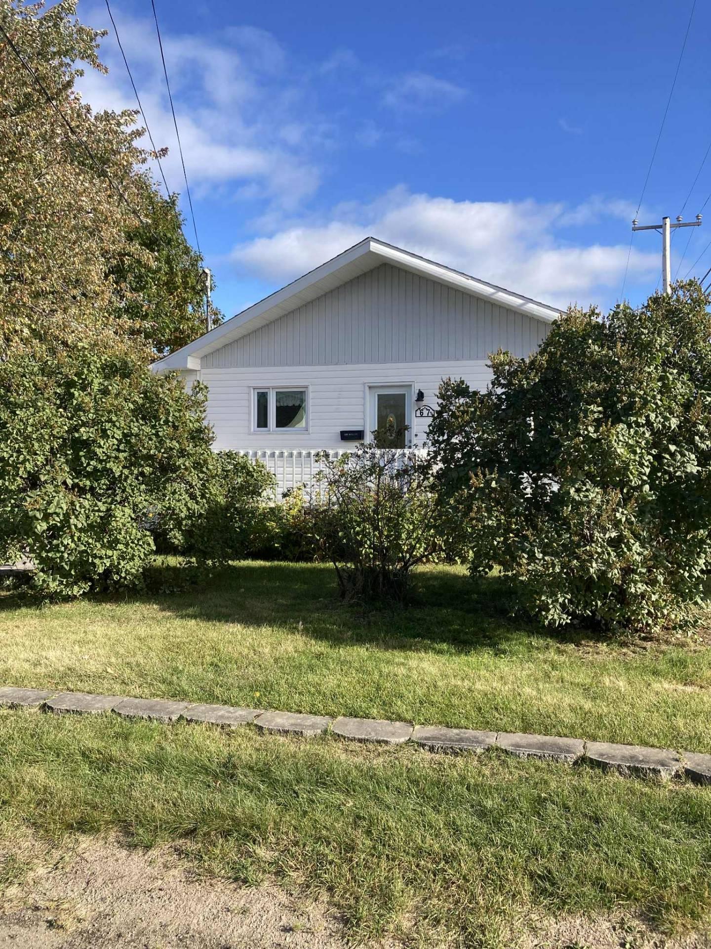 









67


Rue Blouin

,
Forestville,




QC
G0T1E0

