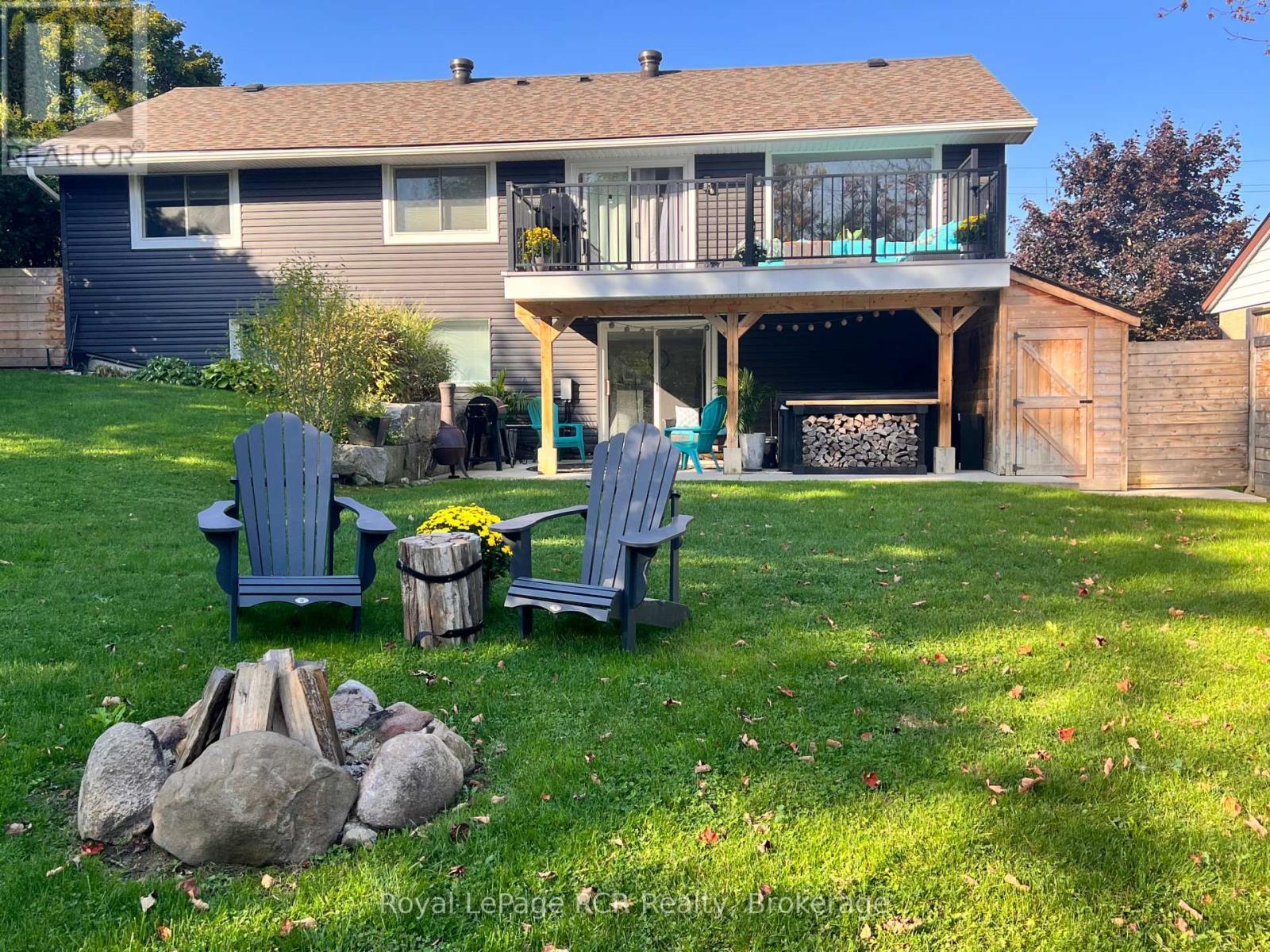 












251 PEARSON STREET

,
Meaford,




Ontario
N4L1L6

