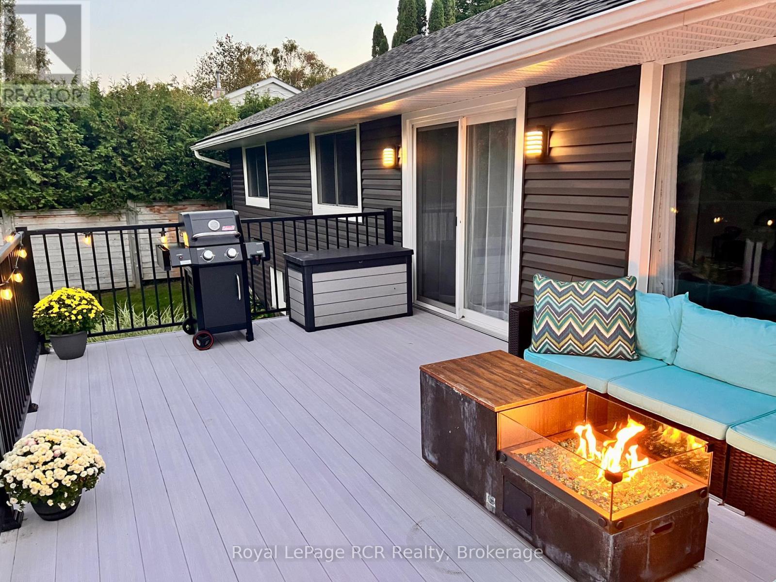 












251 PEARSON STREET

,
Meaford,




Ontario
N4L1L6

