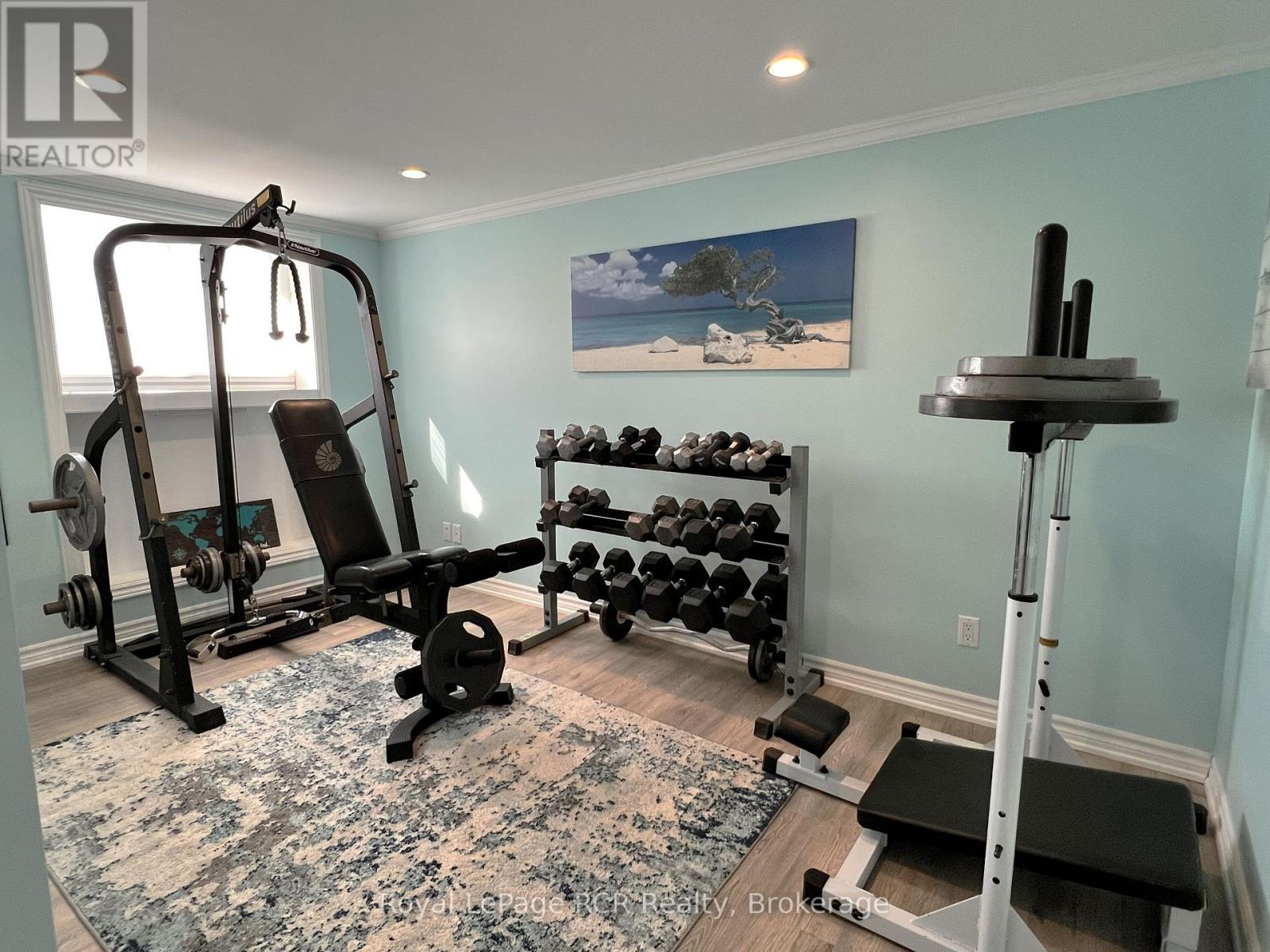 












251 PEARSON STREET

,
Meaford,




Ontario
N4L1L6

