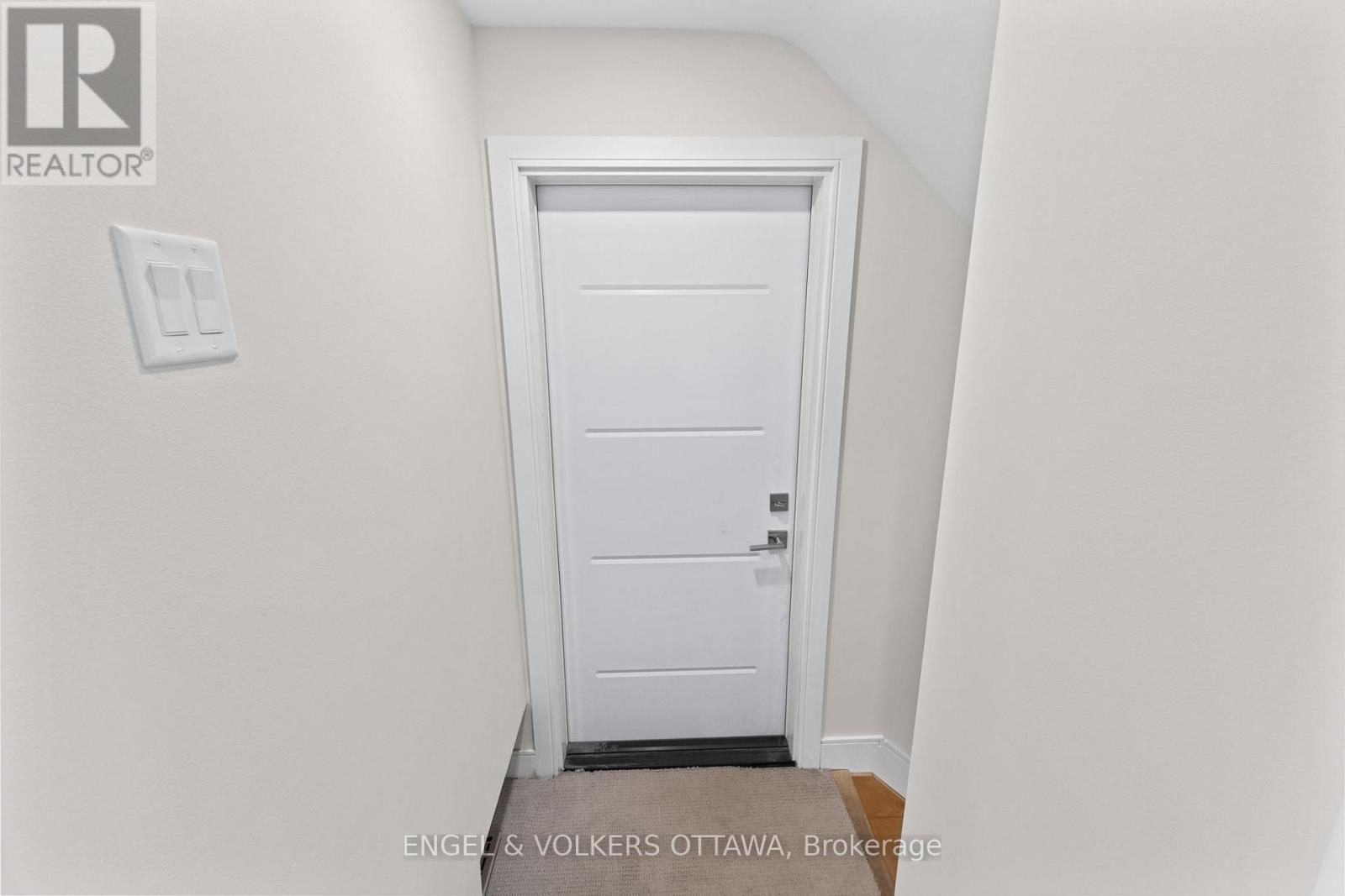 826 Quinlan Road, Ottawa, ON - Photo Showing Other Room