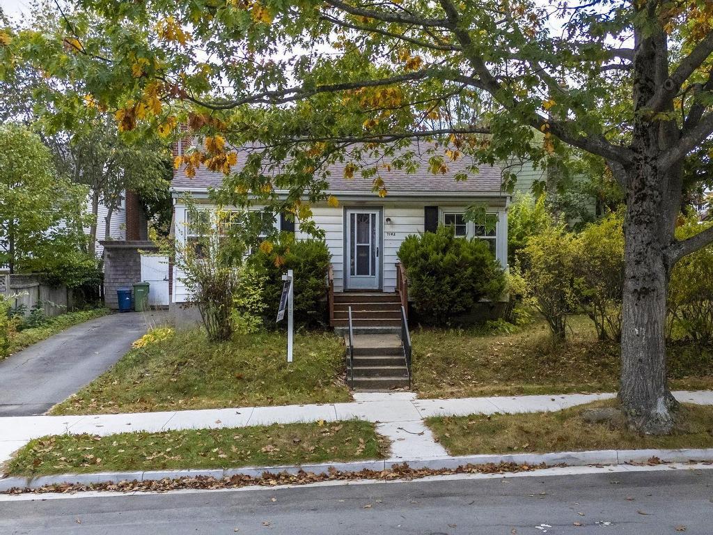 












7142 Abbott Drive

,
Halifax,




NS
B3L 2L7

