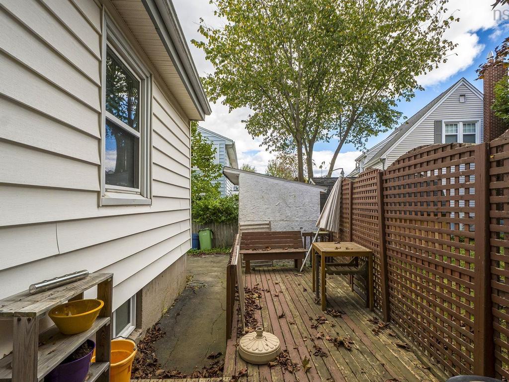 












7142 Abbott Drive

,
Halifax,




NS
B3L 2L7

