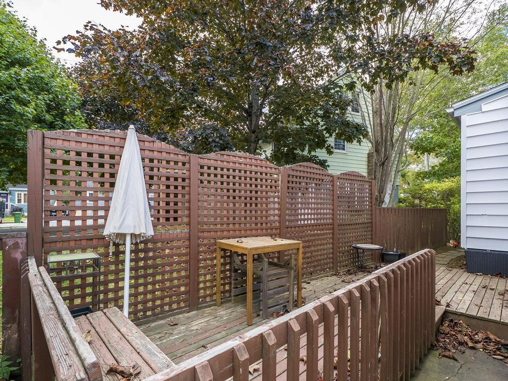 












7142 Abbott Drive

,
Halifax,




NS
B3L 2L7

